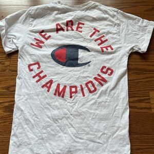 Champion Queen “We are the champions” band tee